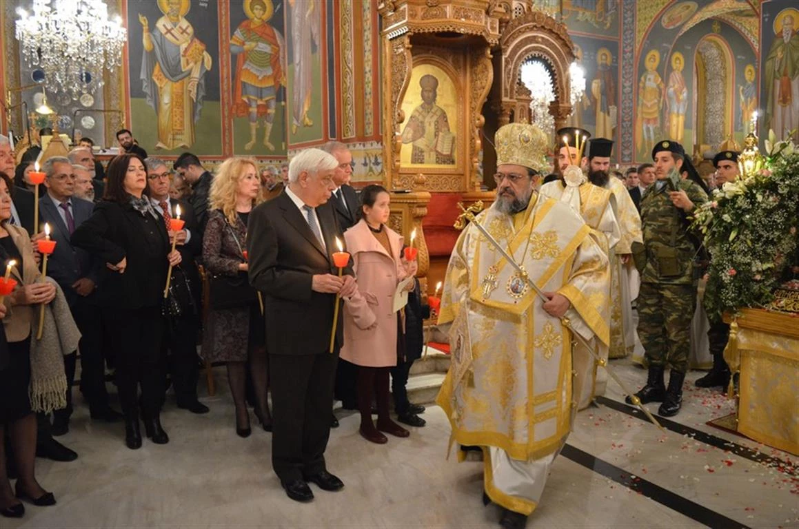 Επιτάφιος στην Καλαμάτα παρουσία του Προέδρου της Δημοκρατίας